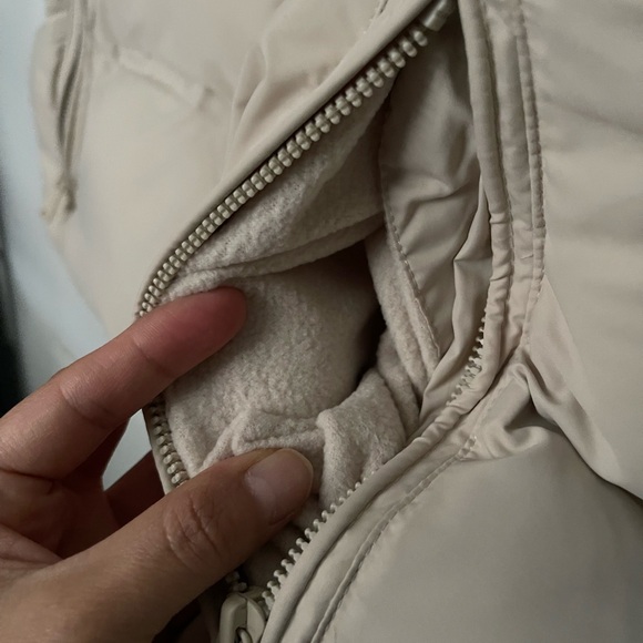 Zara Beige Gilet Double faced Cropped Light Tan Puffer Vest NEW - Picture 11 of 13